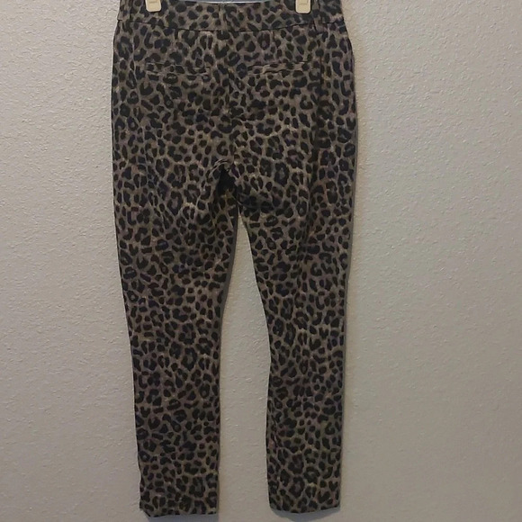 CAbi Leopard Soft Stretch Knit Trousers Size 2 Pants Mobwife Cheetah - Picture 7 of 7